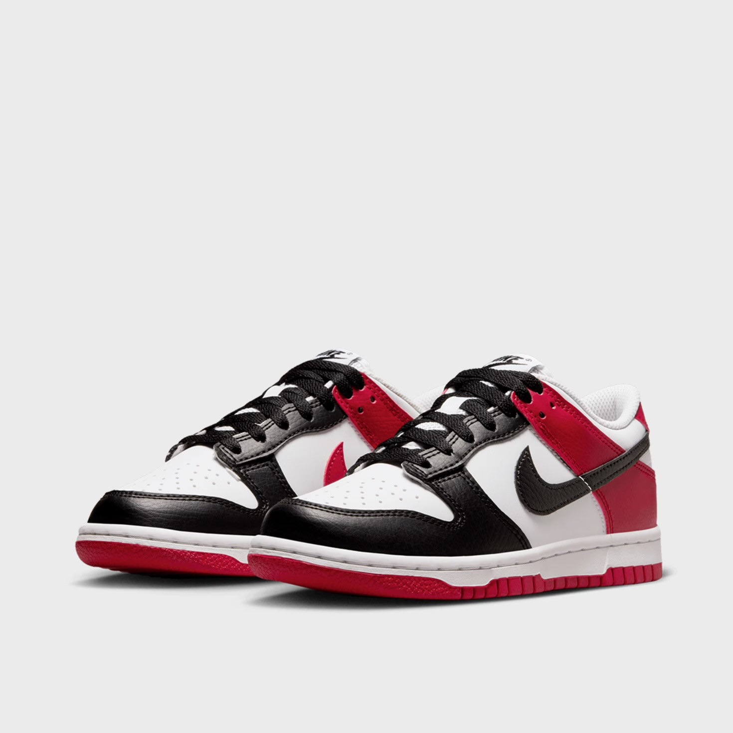 Nike Dunk Low (GS) 6