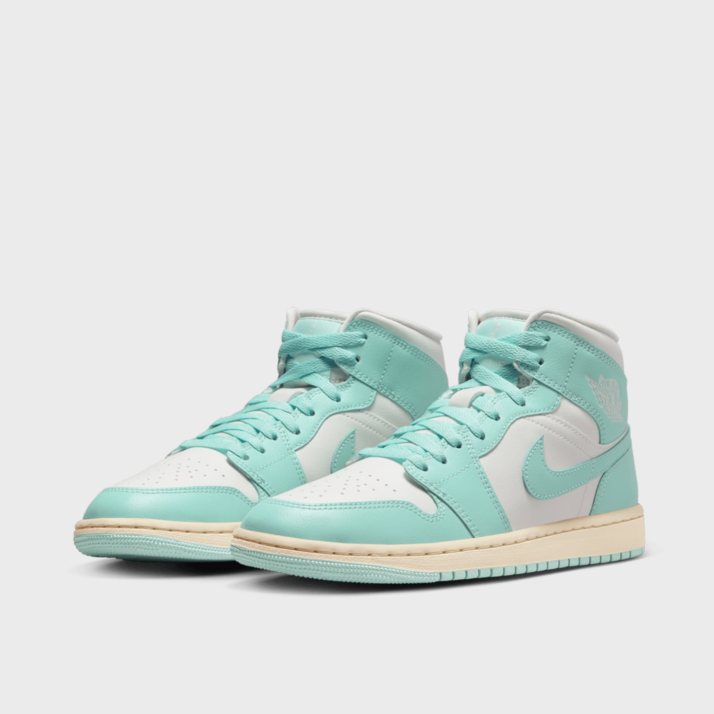 Jordan WMNS Air Jordan 1 Mid 3