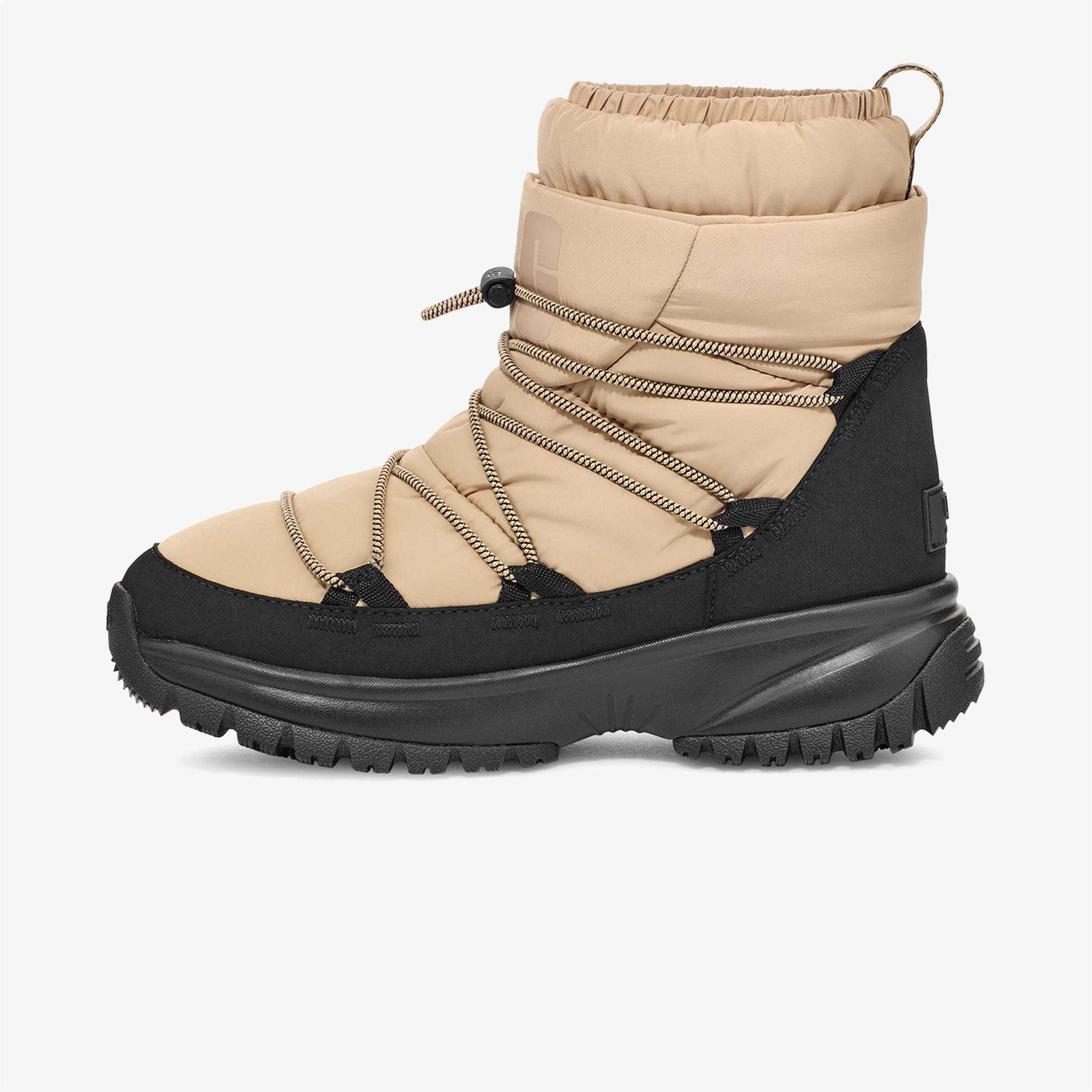 UGG Yose Puffer Mid