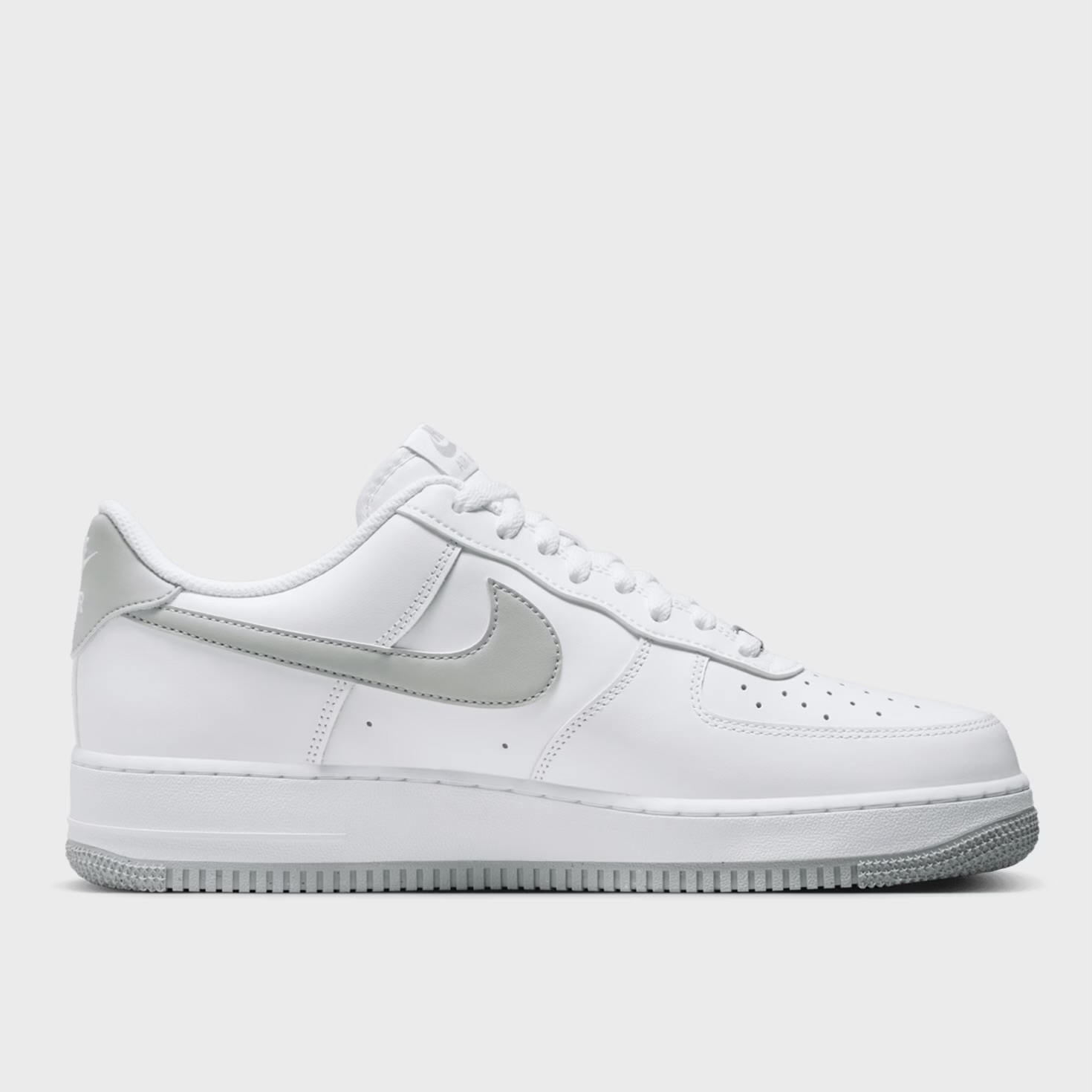 Nike Air Force 1 '07 5